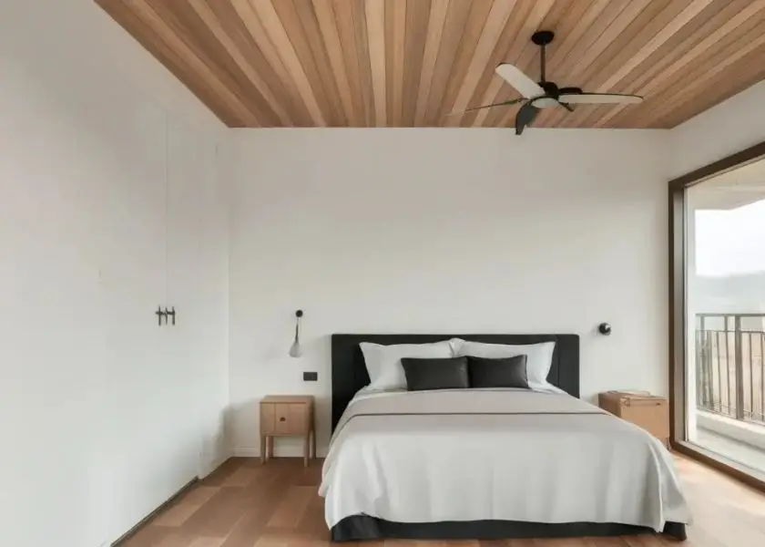 Plafon PVC Kamar Tidur Motif Kayu Natural